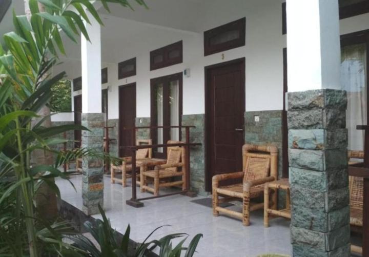 Almaida II Gili Trawangan Bed & Breakfast Ngoại thất bức ảnh
