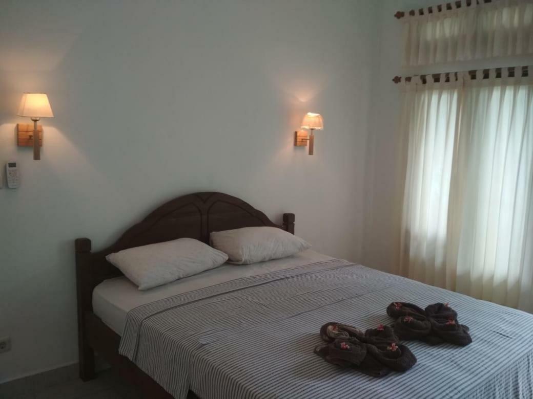 Almaida II Gili Trawangan Bed & Breakfast Ngoại thất bức ảnh